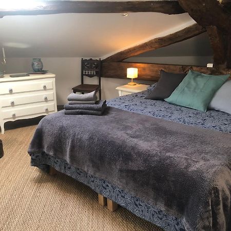 La Fezendes Bed & Breakfast Miradoux Bagian luar foto